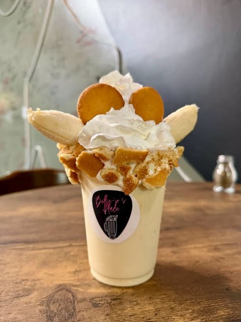 Banana pudding flavor-of-the-week shake